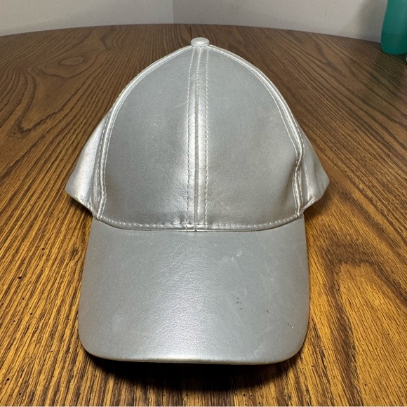 Silver Metallic Baseball Cap - Picture 1 of 8